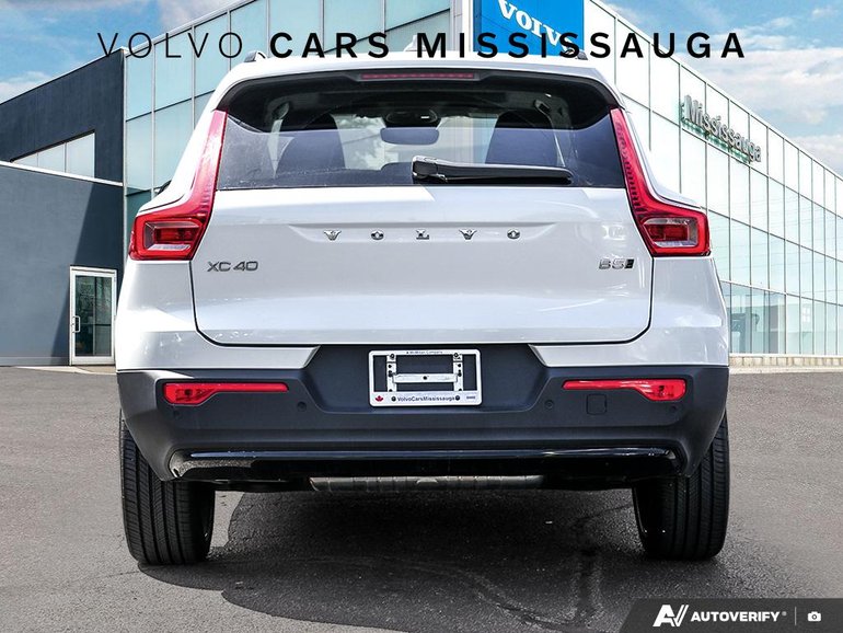 2023 Volvo XC40