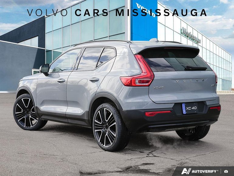 2024 Volvo XC40