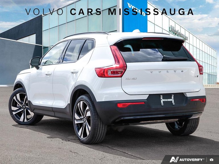 2024 Volvo XC40