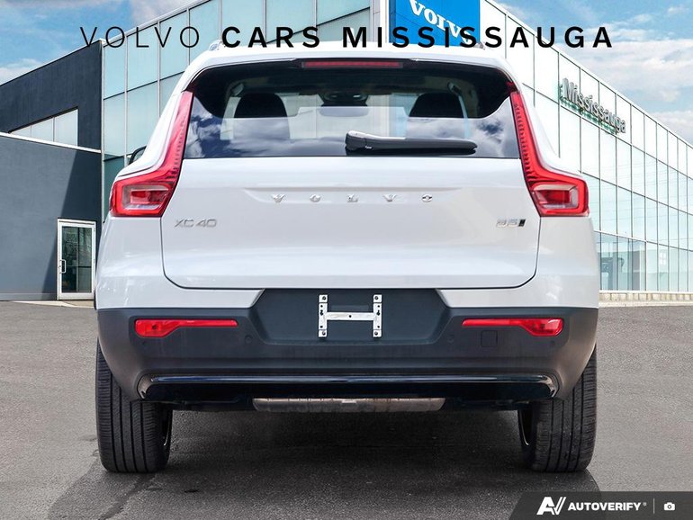 2024 Volvo XC40