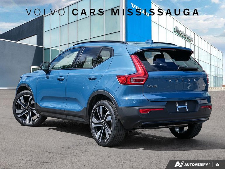 2024 Volvo XC40