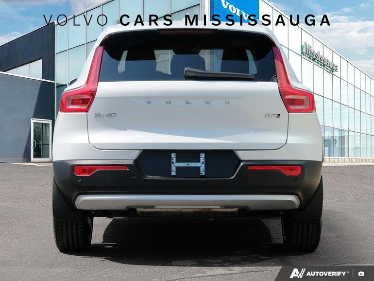 2024 Volvo XC40