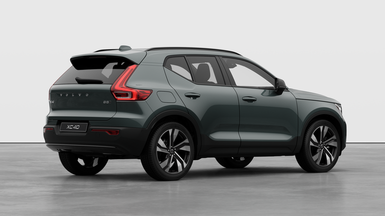 2026 Volvo XC40