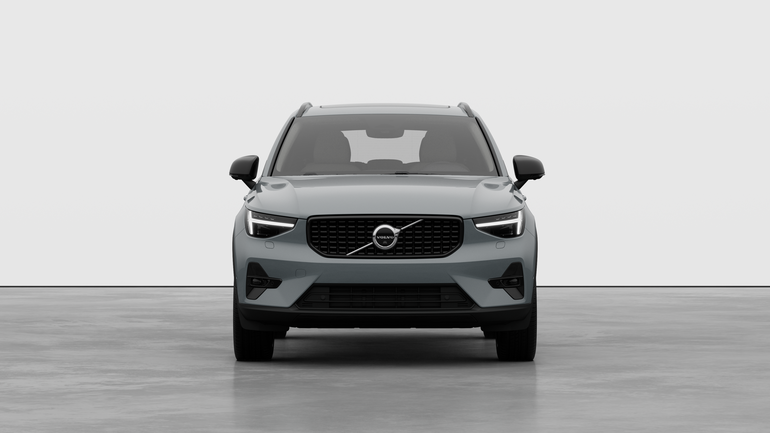 2026 Volvo XC40