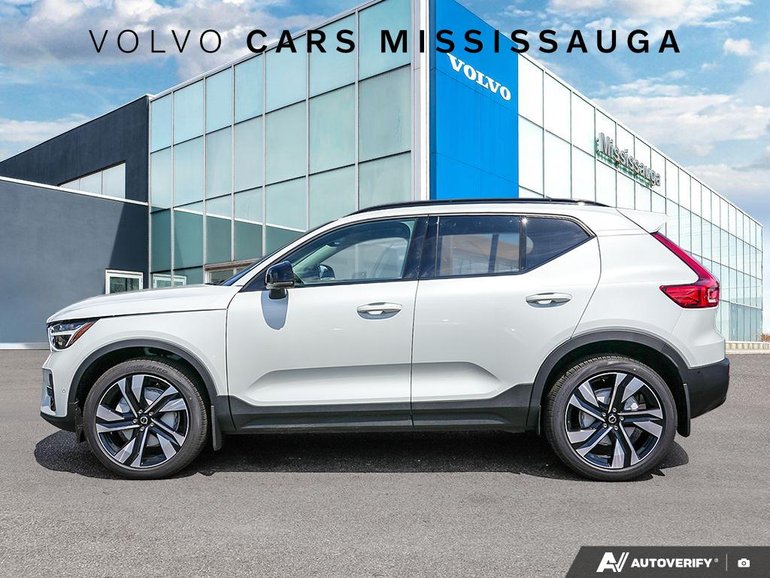 2026 Volvo XC40