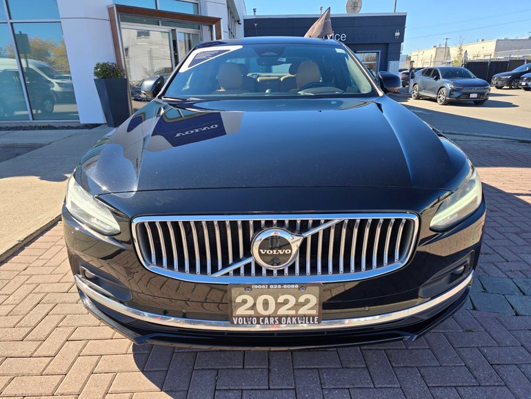 2022 Volvo S90