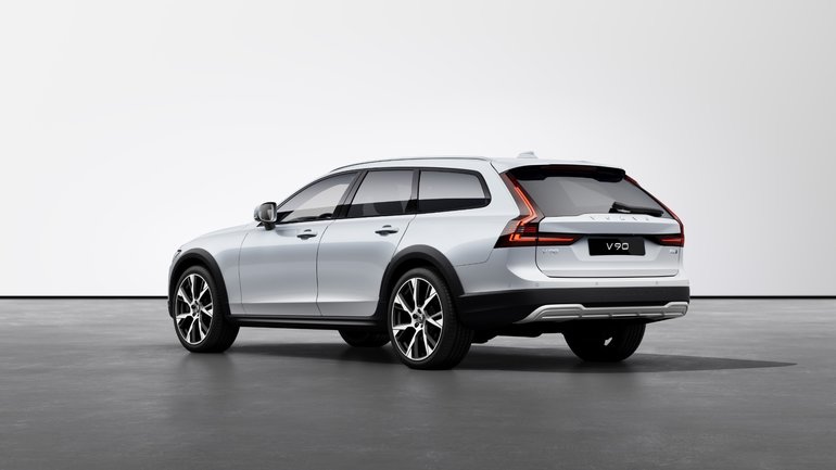 2026 Volvo V90 Cross Country