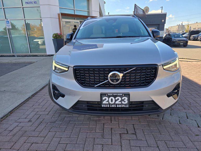 2023 Volvo XC40