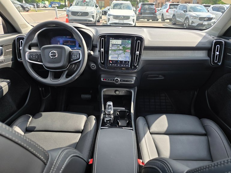 2024 Volvo XC40