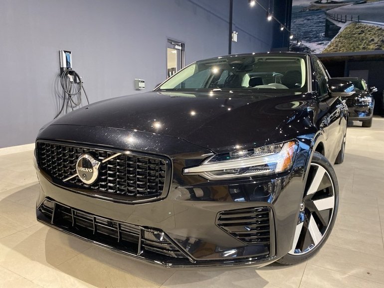 2025 Volvo S60 Plug-In Hybrid