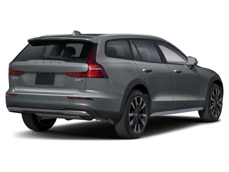 2026 Volvo V60 Cross Country