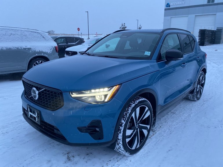 2023 Volvo XC40