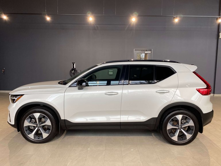 2024 Volvo XC40