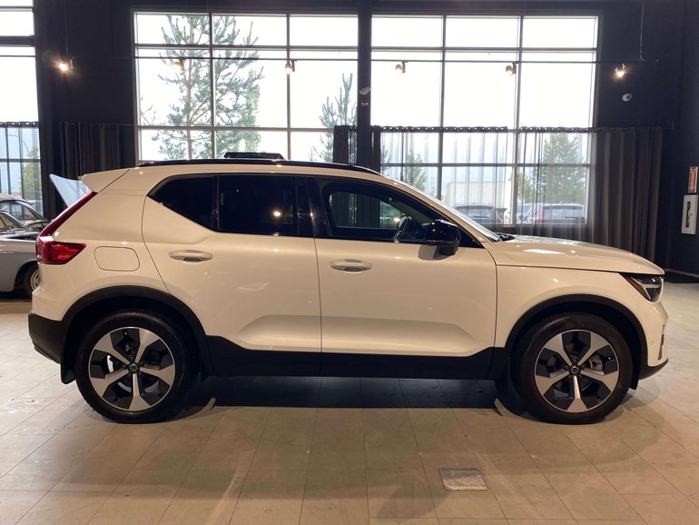 2024 Volvo XC40