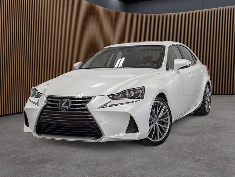 2018 Lexus IS 300 AWD IS 300