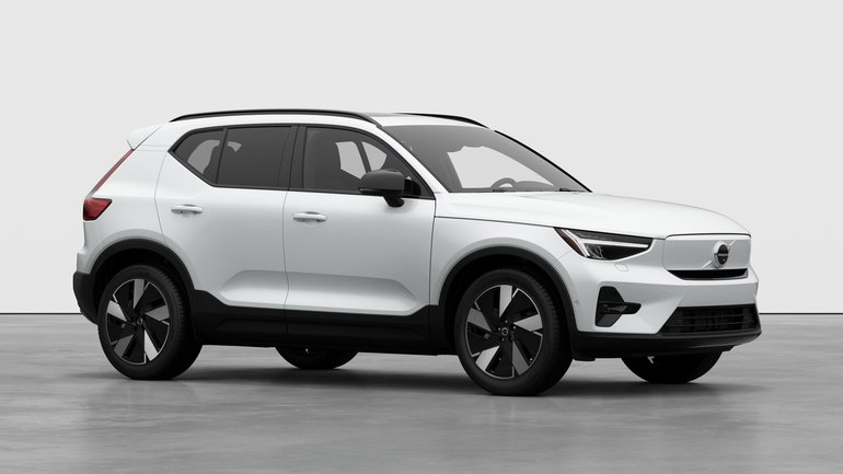 2026 Volvo EX40