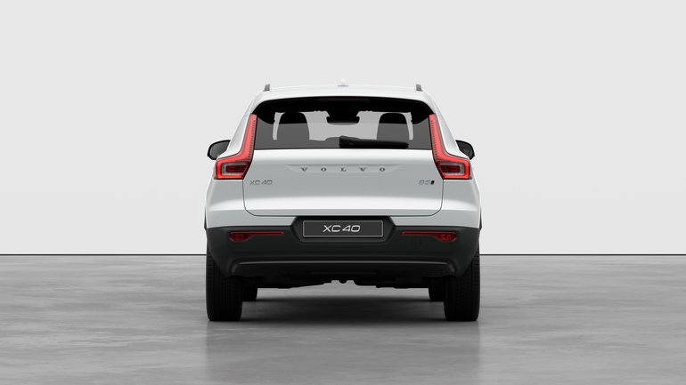 2026 Volvo XC40