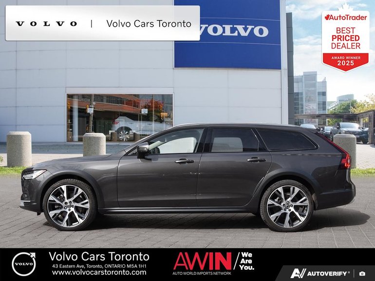 2022 Volvo V90 Cross Country