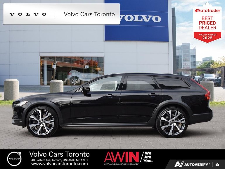 2022 Volvo V90 Cross Country