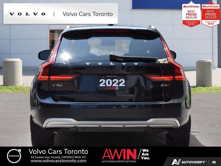 2022 Volvo V90 Cross Country