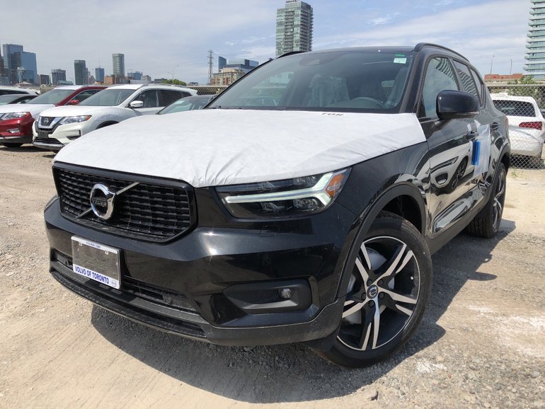 New 2020 Volvo Xc40 T5 Awd R Design 53658 0 Volvo Of