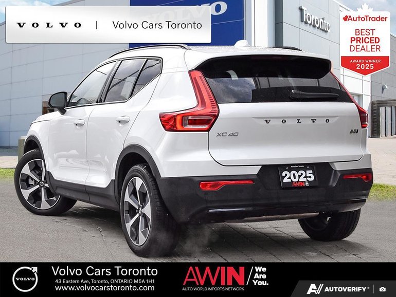 2025 Volvo XC40