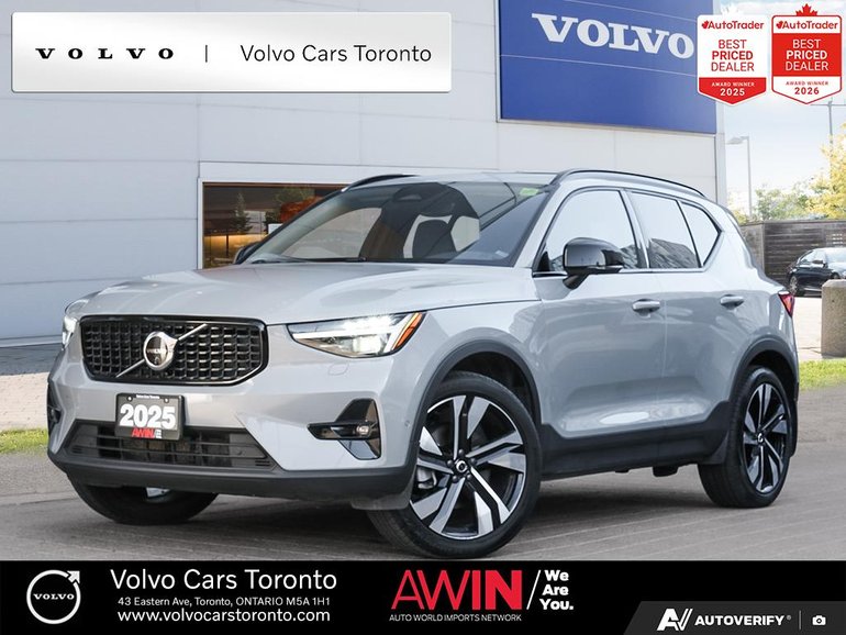 2025 Volvo XC40