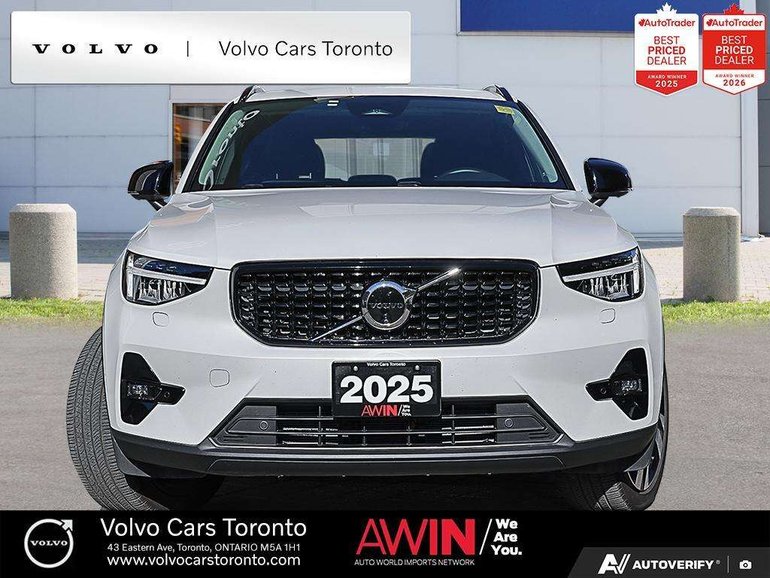 2025 Volvo XC40
