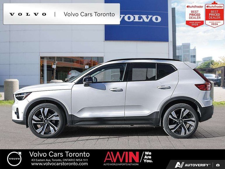 2025 Volvo XC40