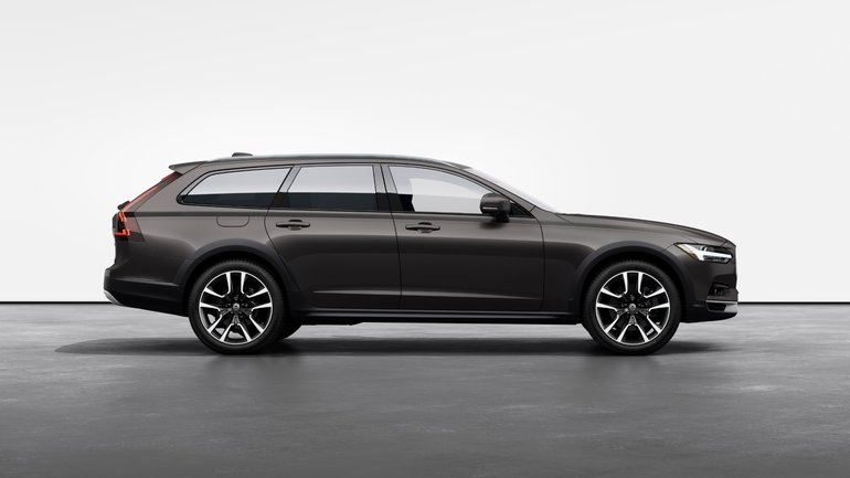 2026 Volvo V90 Cross Country