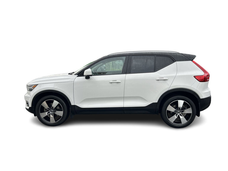 2021 Volvo XC40