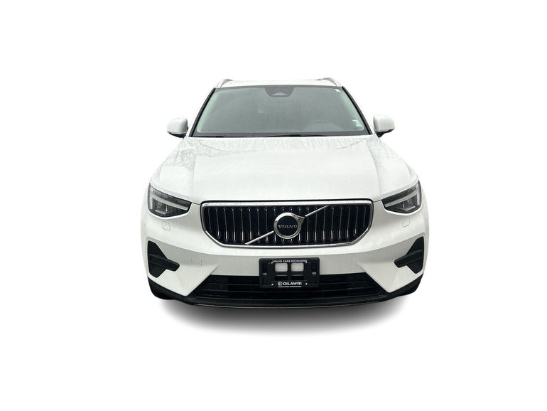 2025 Volvo XC40
