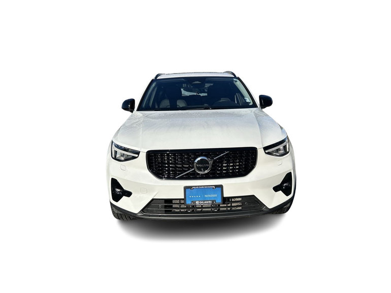 2025 Volvo XC40