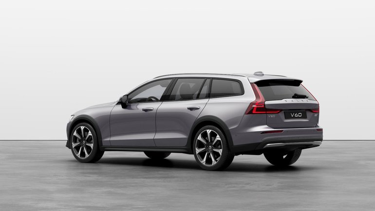 2026 Volvo V60 Cross Country