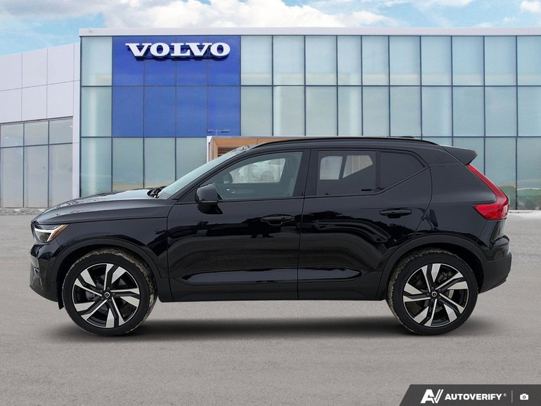 2025 Volvo XC40