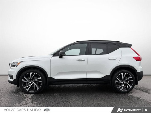 2022 Volvo XC40
