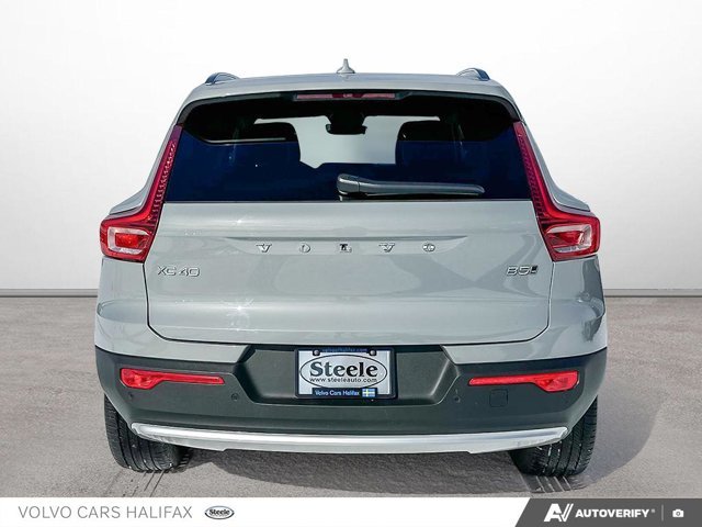 2025 Volvo XC40