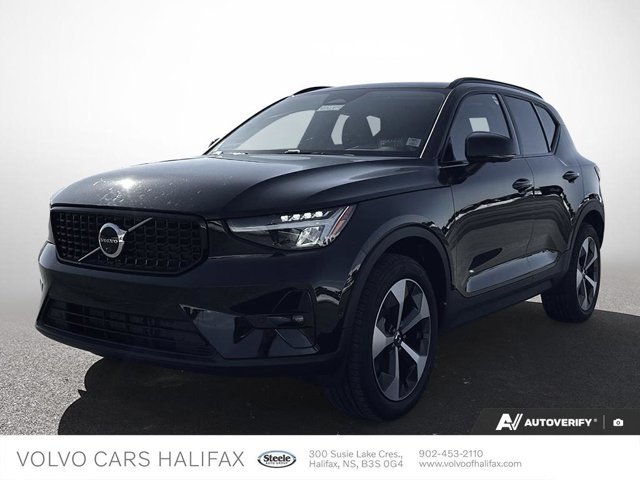 2025 Volvo XC40