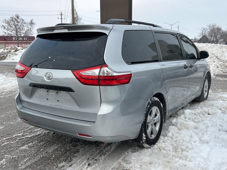 2015 Toyota Sienna