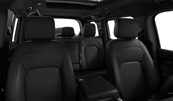 2025  Defender 110 X-Dynamic SE - Interior