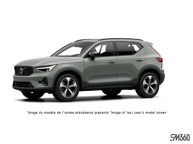 2025 Volvo XC40 B5 AWD Plus Dark Theme