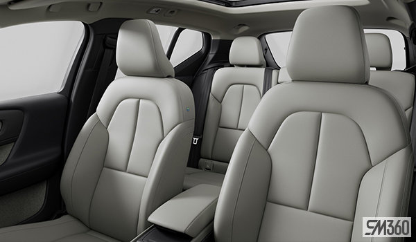 Volvo XC40 B5 AWD Plus Dark Theme 2025 à Sherbrooke
