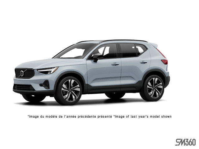 2025 Volvo XC40 B5 AWD Ultra Dark Theme