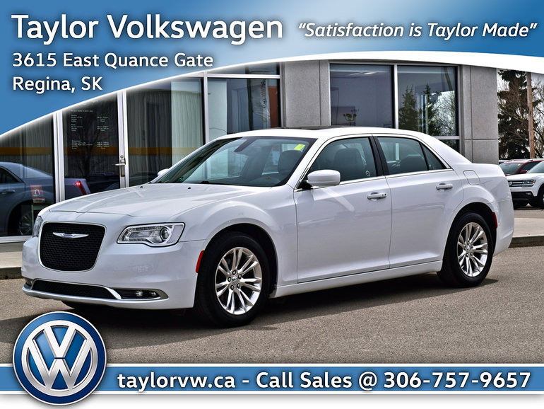 2017 Chrysler 300