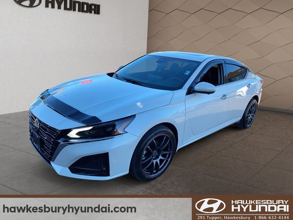 2024 Nissan Altima Platinum