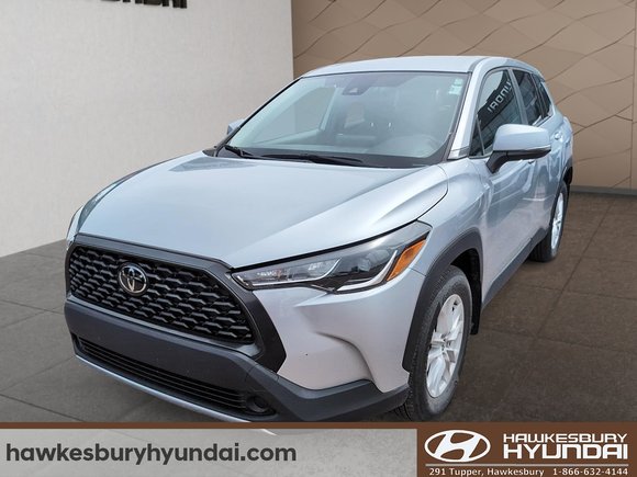 2022 Toyota Corolla Cross LE AWD