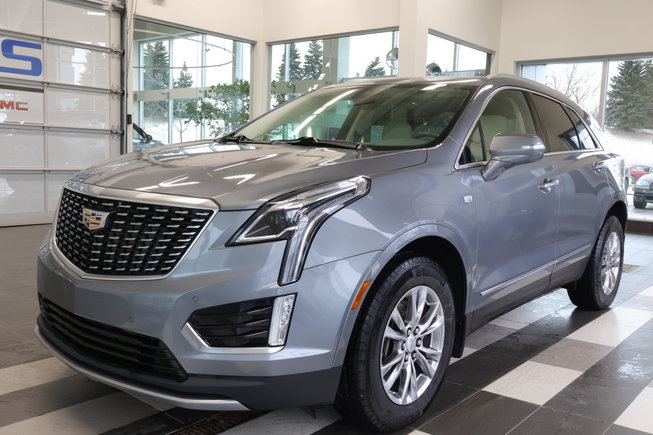 2020 Cadillac XT5 Premium Luxury...