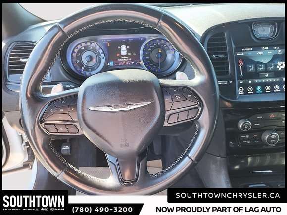 2018 Chrysler 300 S