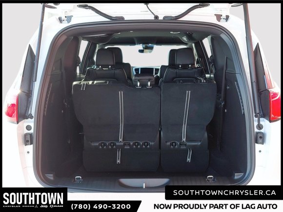 2026 Chrysler Grand Caravan SXT $1,000 MANAGERS BONUS!