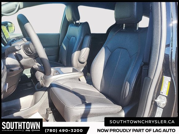 2026 Chrysler Grand Caravan SXT